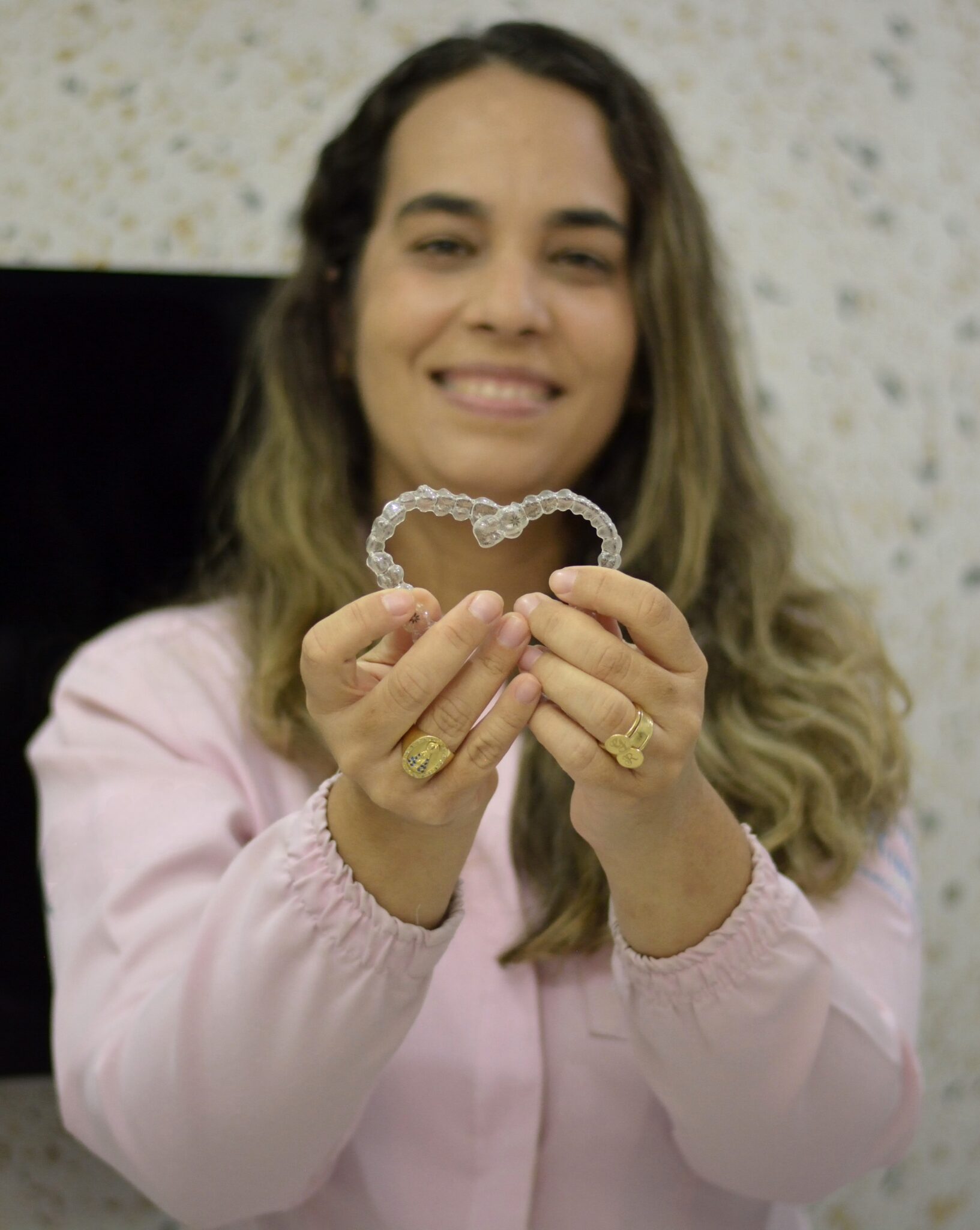 Dra. Rafaella Menezes, especialista da equipe clínica da Versatta Odontologia
